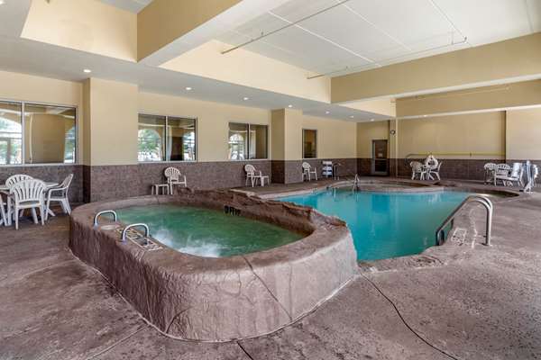 Pool - Comfort Suites Frisco