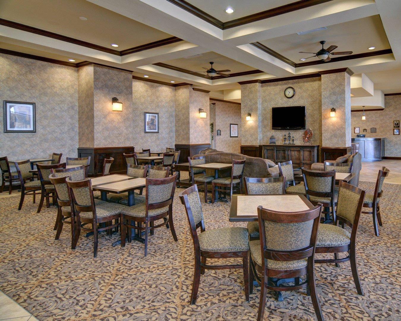 Spacious breakfast area | Comfort Suites Frisco