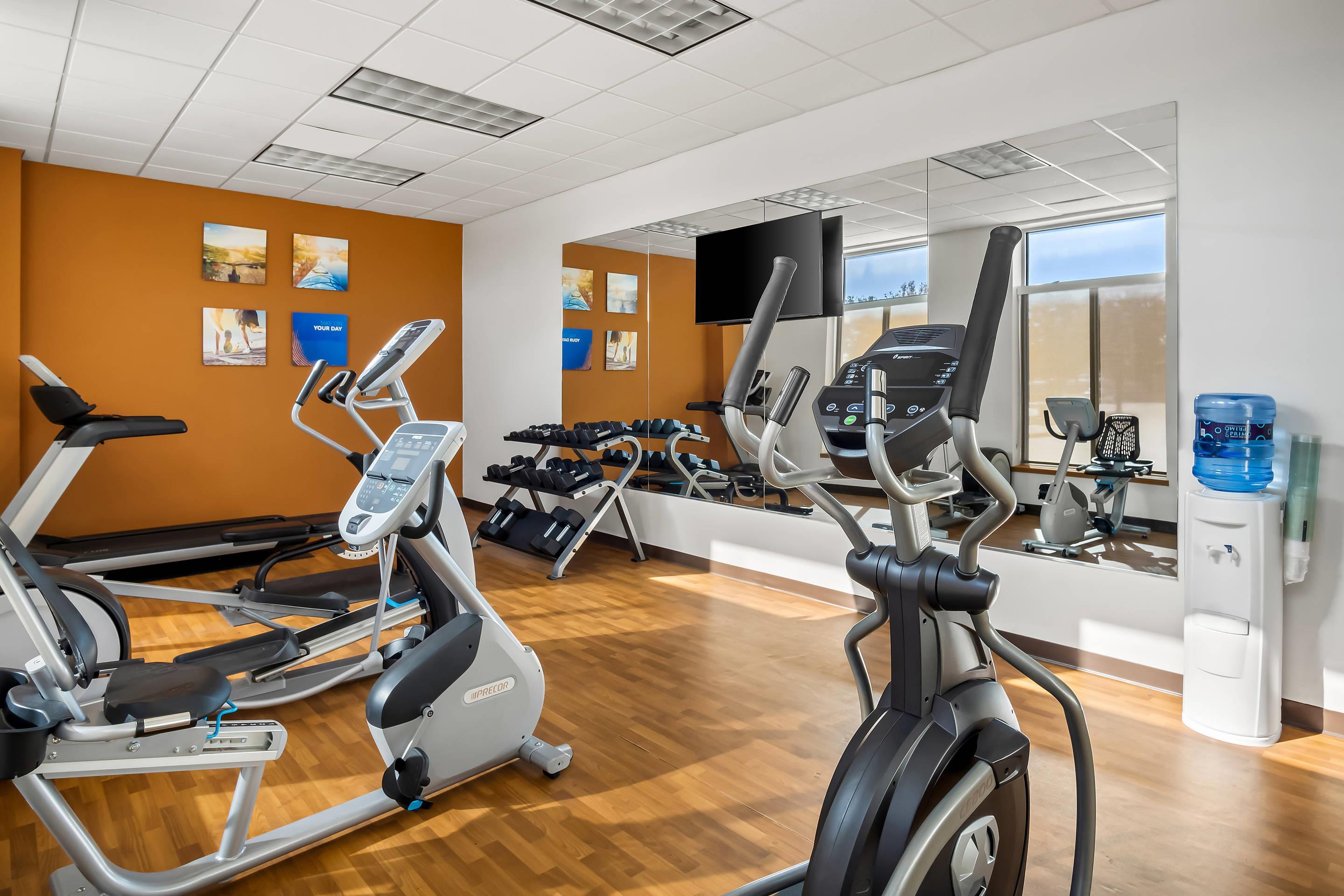 Fitness center | Comfort Suites Frisco