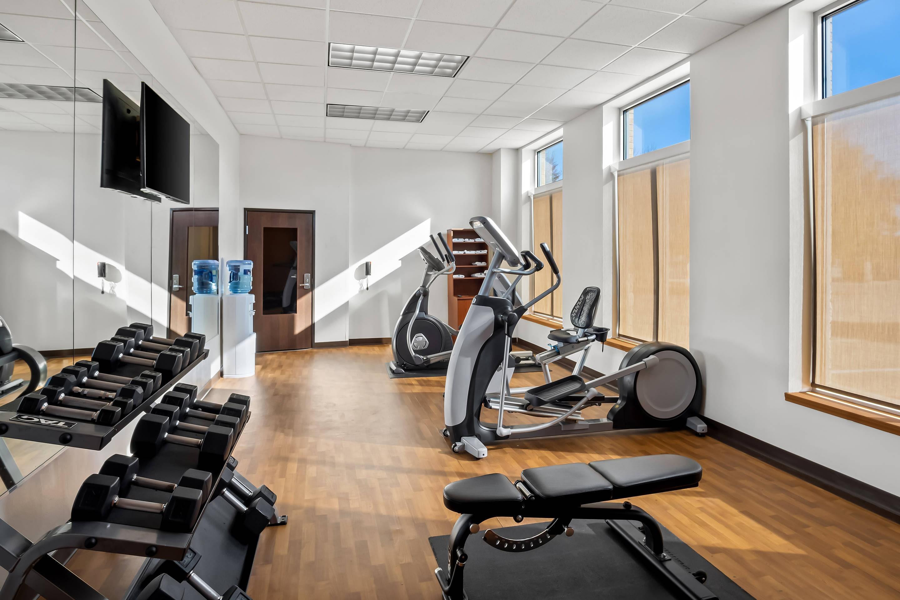 Fitness center | Comfort Suites Frisco