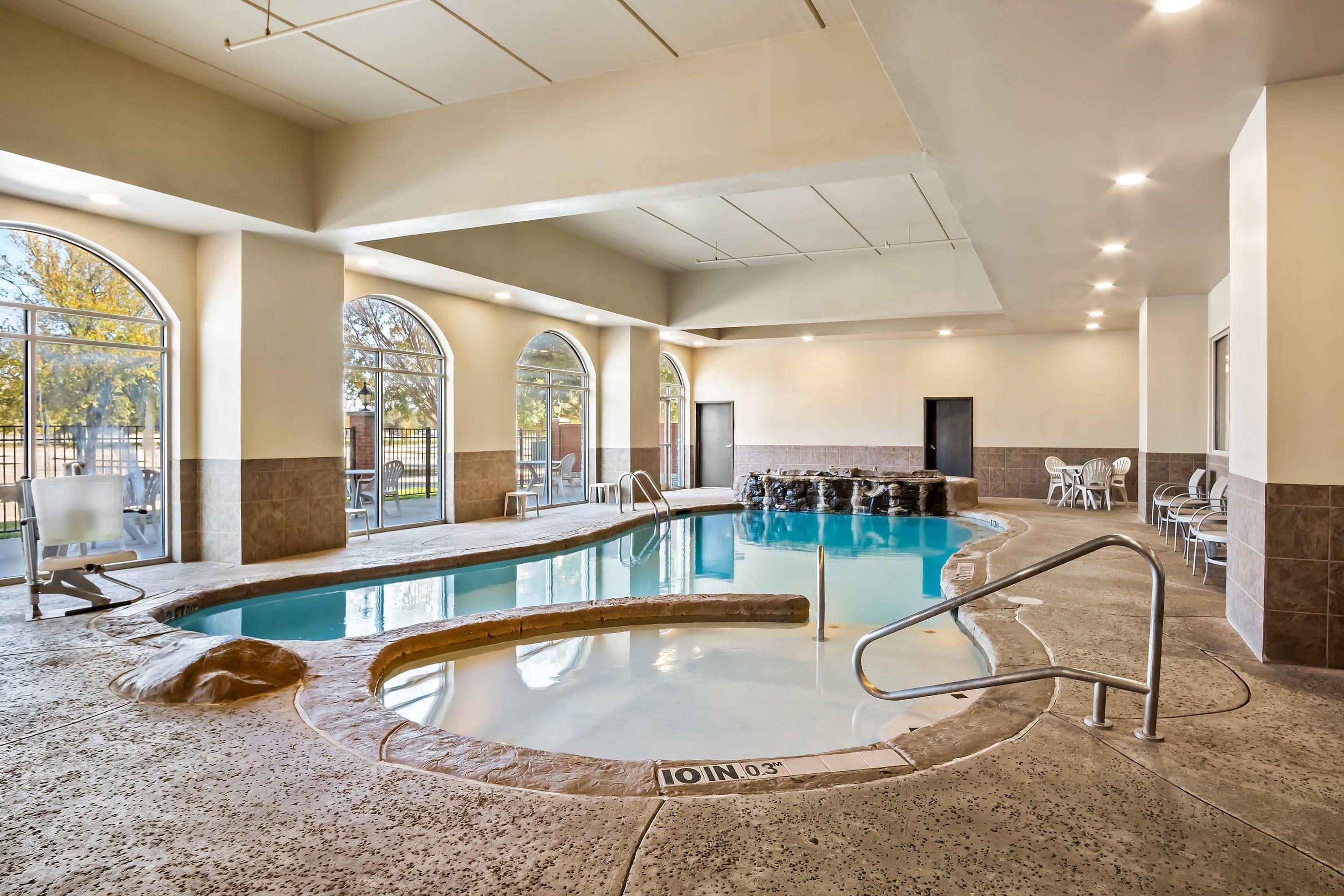 Indoor pool | Comfort Suites Frisco