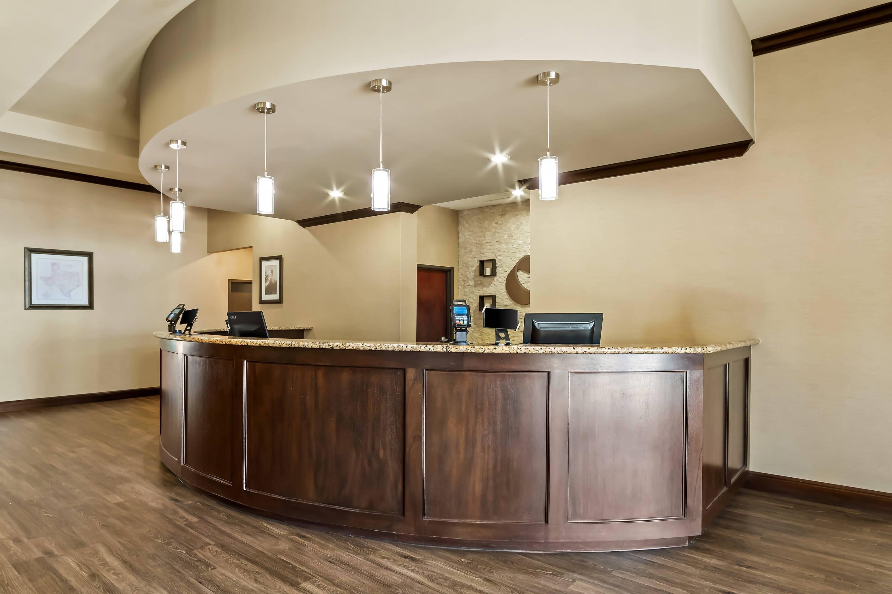 Front desk | Comfort Suites Frisco