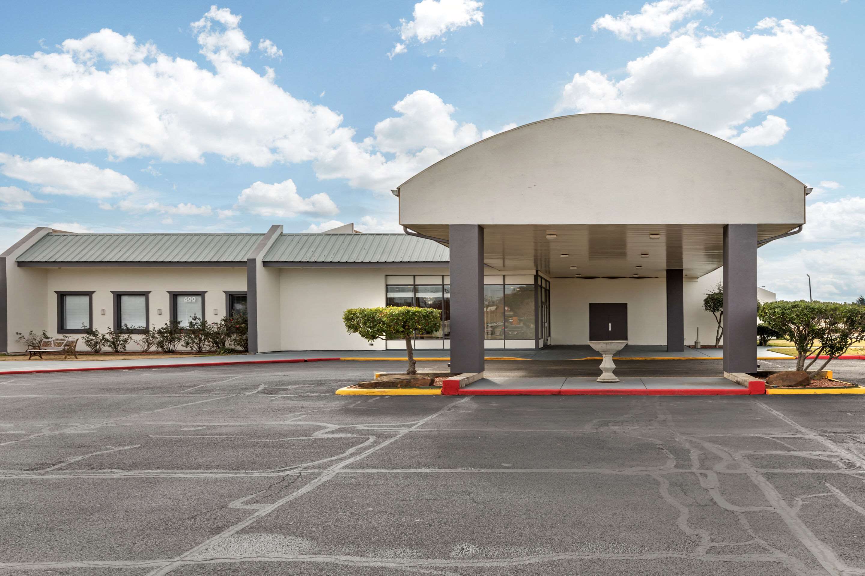 Hotel exterior | Quality Inn Gainesville