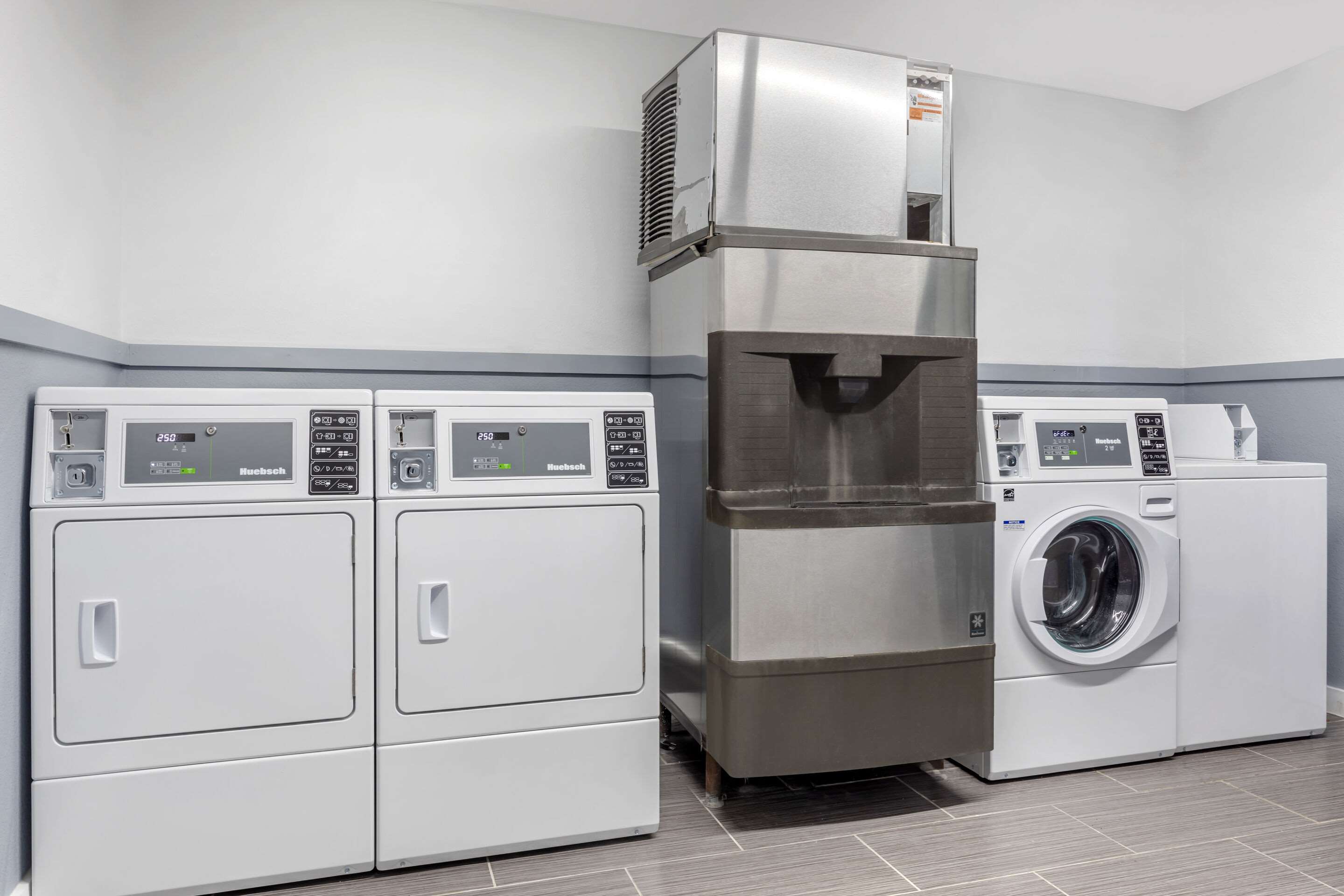 Guest laundry facilities | Quality Inn Gainesville