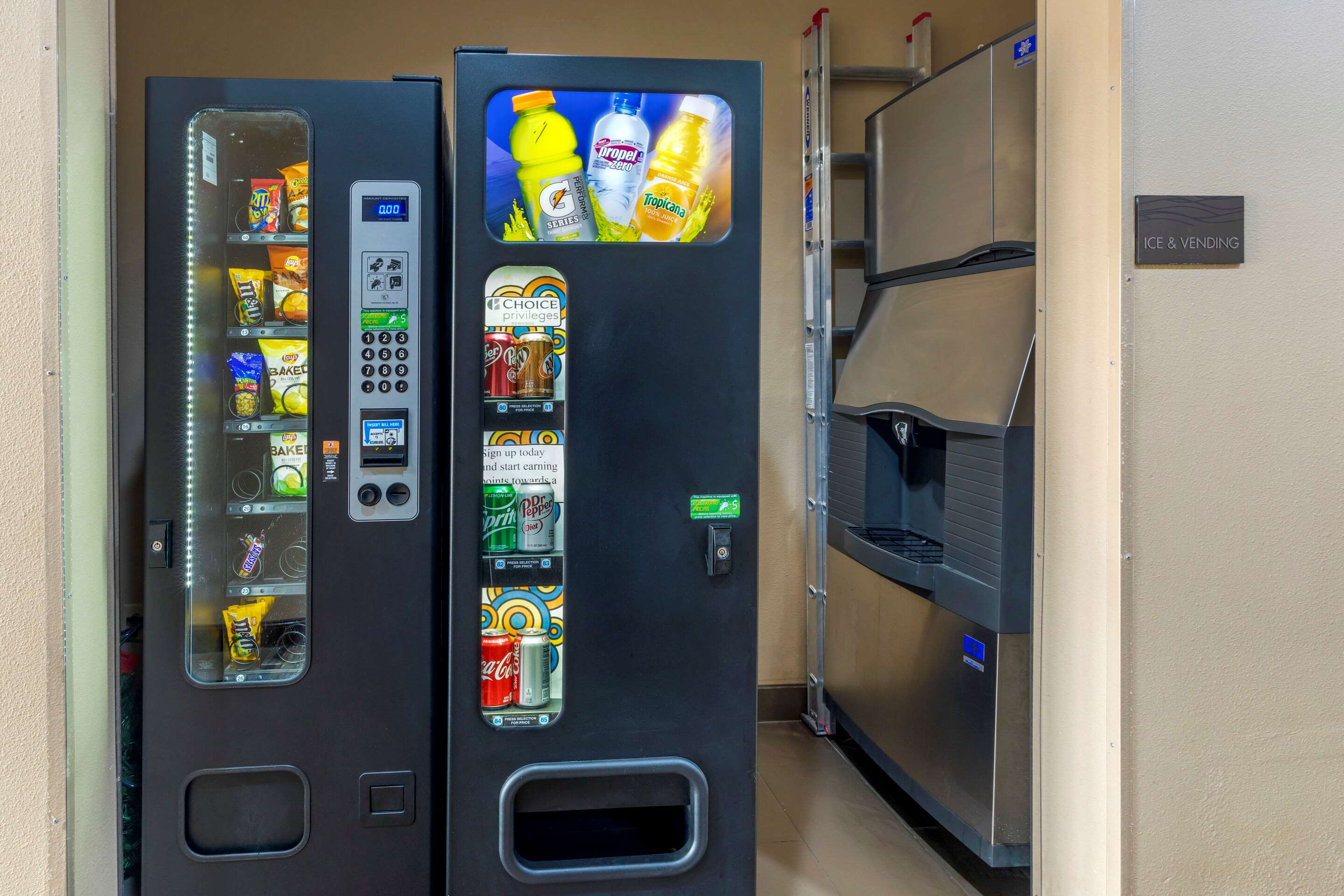 Hotel vending area
