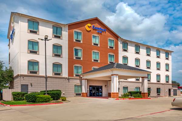 Exterior view - Comfort Inn Denton - I-35, Exit 469