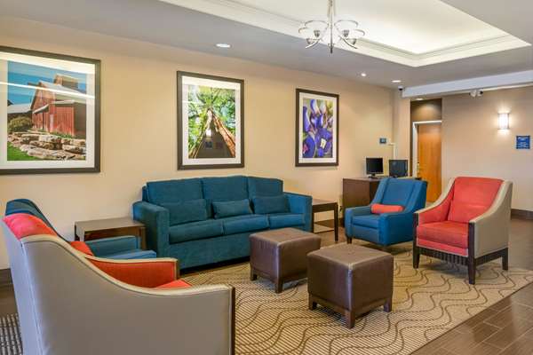  - Comfort Inn & Suites Odessa - I-20, Exit 120