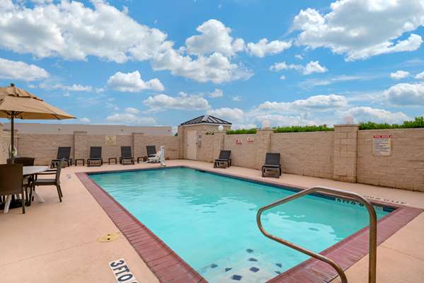 Pool - Comfort Inn & Suites Odessa - I-20, Exit 120