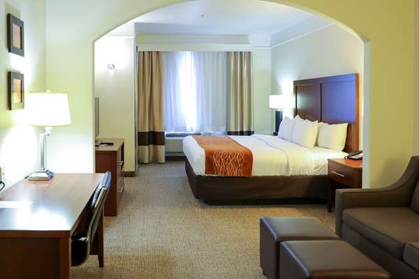 Suite - Comfort Inn & Suites Odessa - I-20, Exit 120
