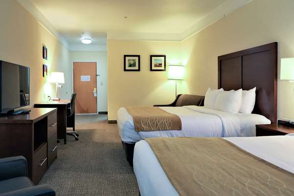  - Comfort Inn & Suites Odessa - I-20, Exit 120