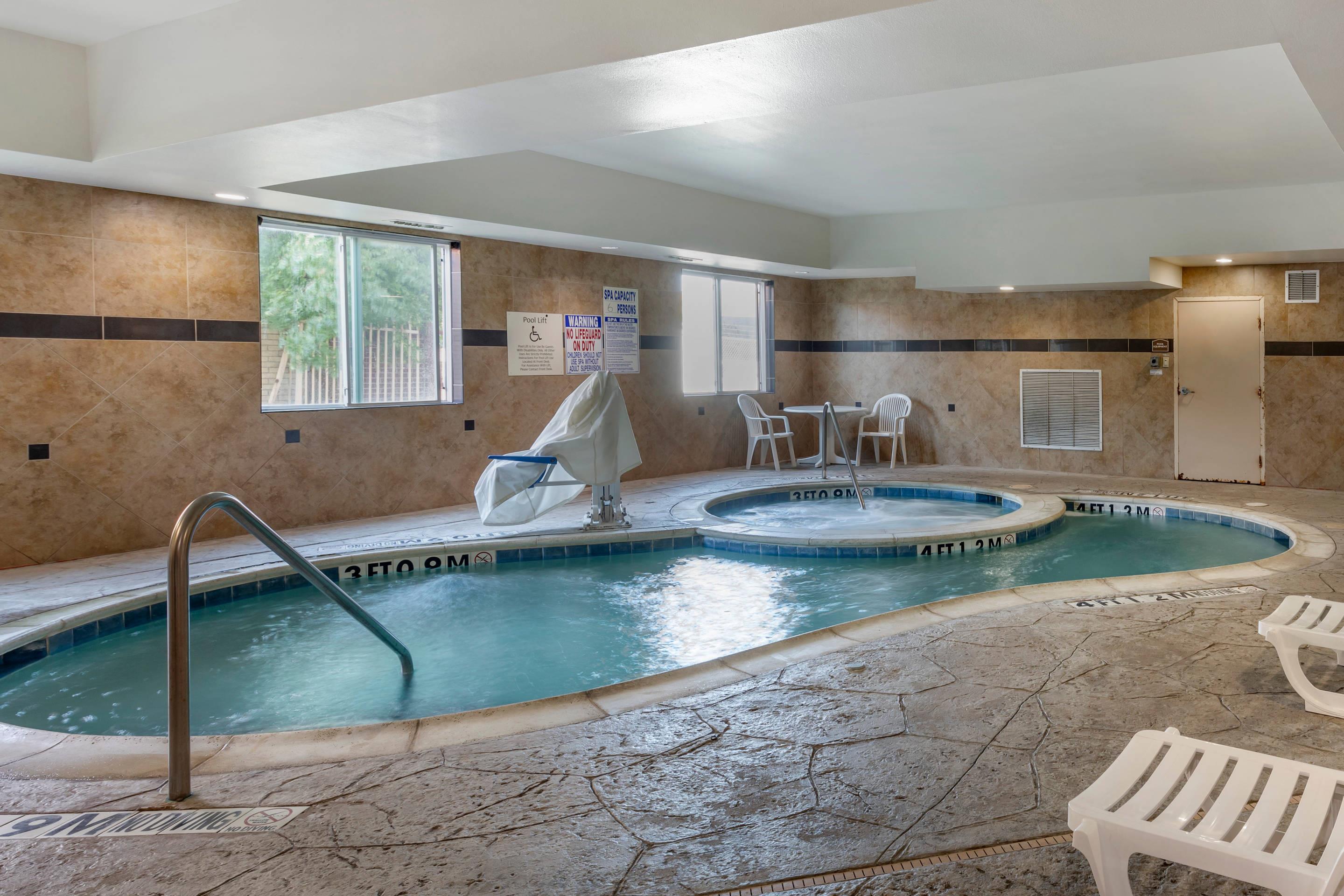 Indoor pool with hot tub