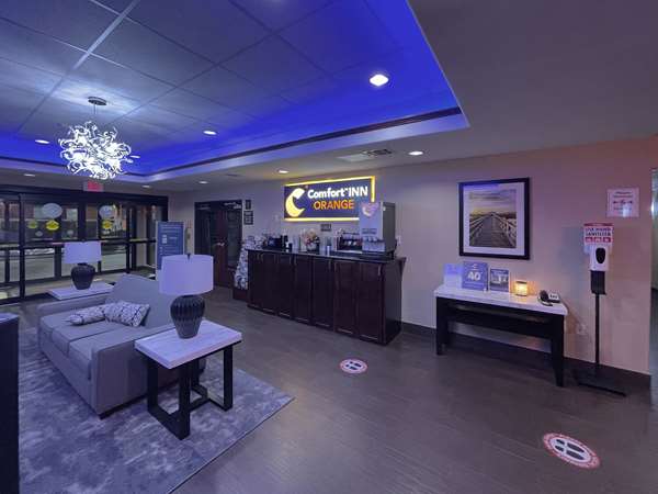  - Comfort Inn Orange - I-10, Exit 873