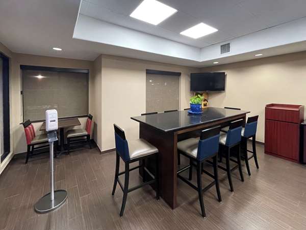 Amenities - Comfort Inn Orange - I-10, Exit 873