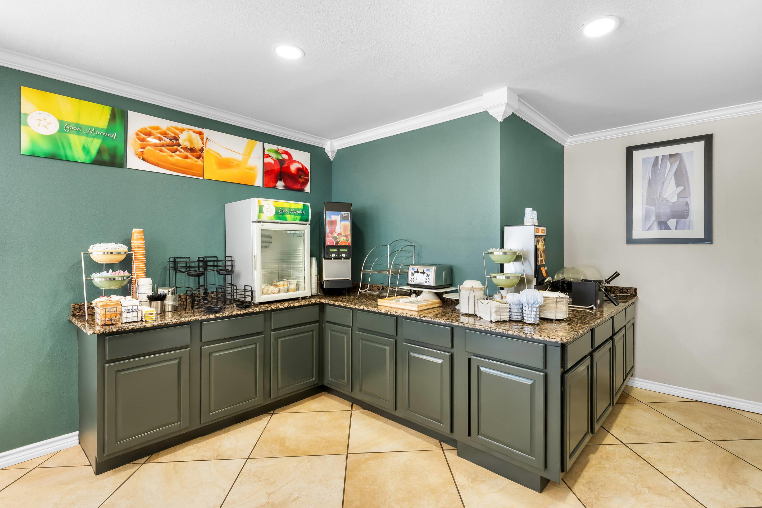 Breakfast bar