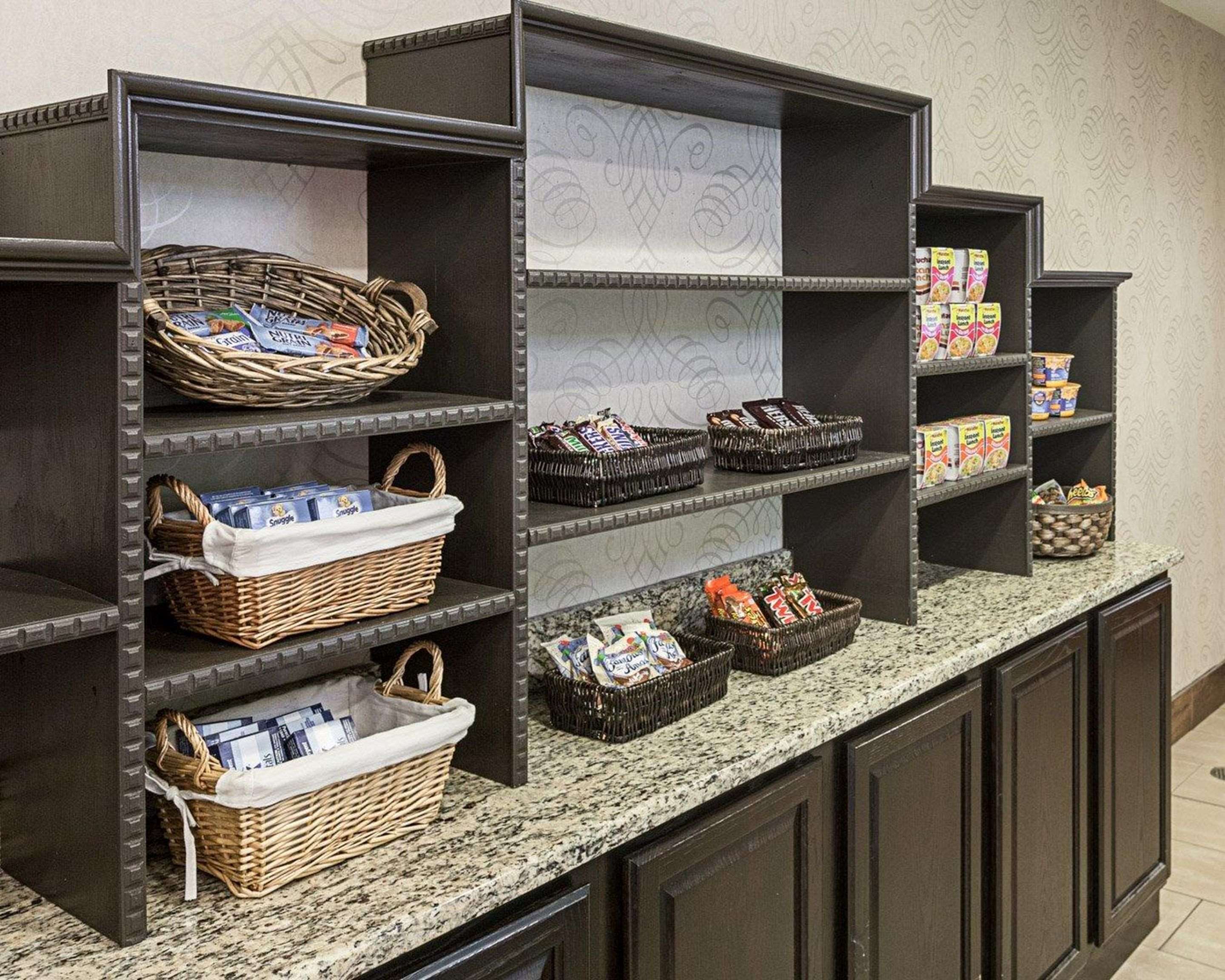 Hotel marketplace | Comfort Inn near Seaworld - Lackland AFB