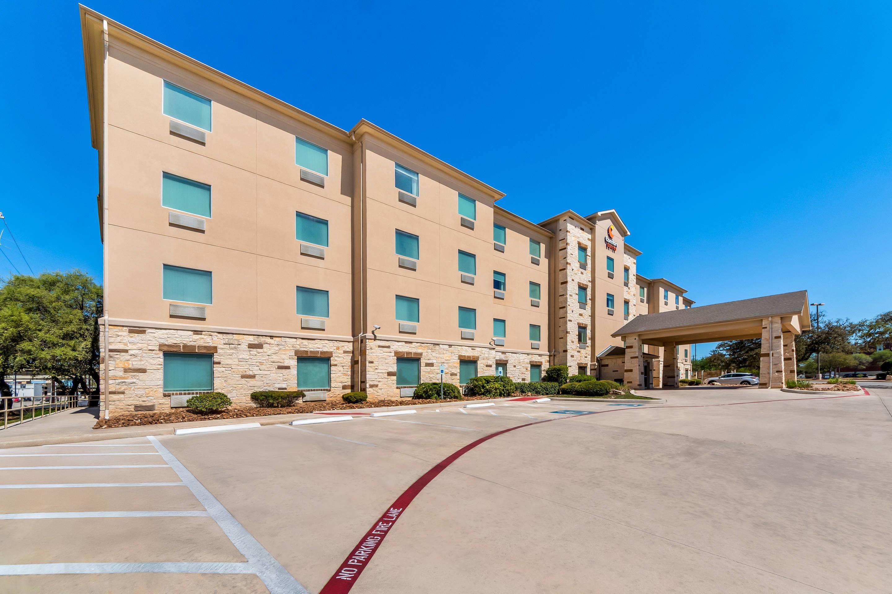 Hotel exterior | Comfort Suites San Antonio North - Stone Oak