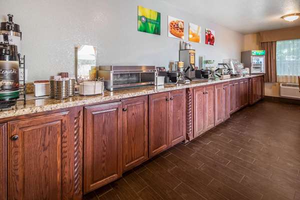 Amenities - Quality Inn Alpine
