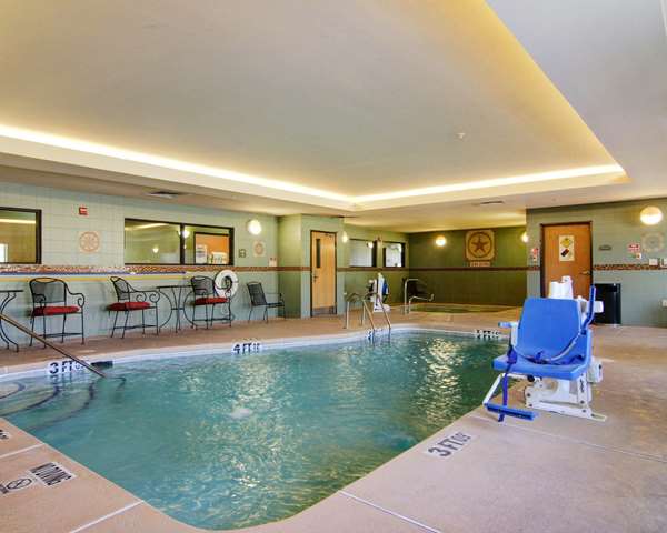 Pool - Comfort Suites El Paso - I-10, Exit 11