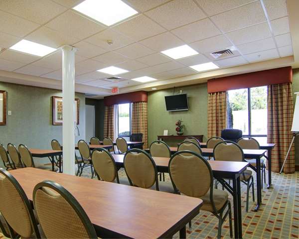  - Comfort Suites El Paso - I-10, Exit 11