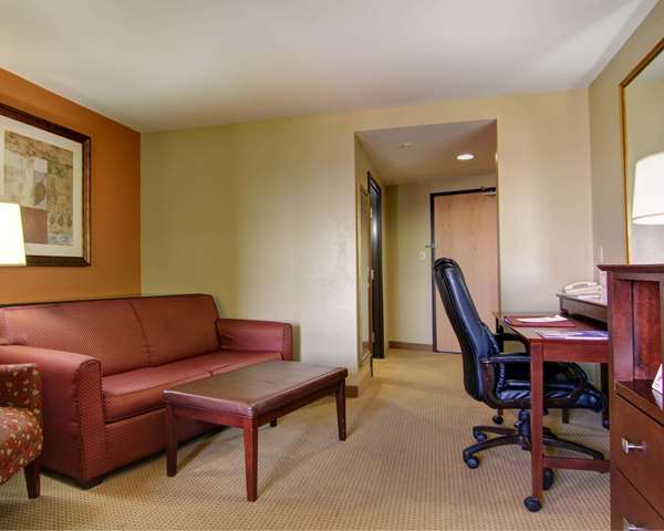  - Comfort Suites El Paso - I-10, Exit 11