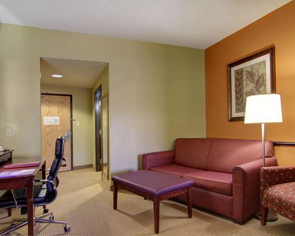  - Comfort Suites El Paso - I-10, Exit 11