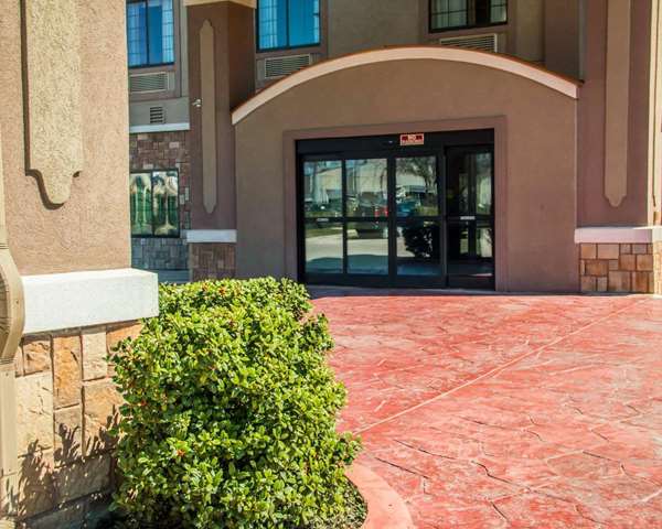 Exterior view - Sleep Inn & Suites Six Flags San Antonio - I-10, Exit 557