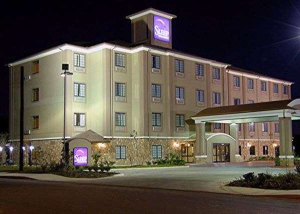 Exterior view - Sleep Inn & Suites Six Flags San Antonio - I-10, Exit 557
