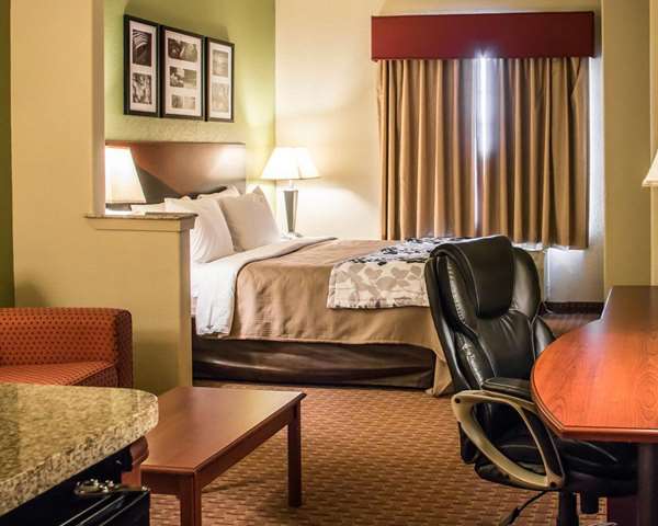 Suite - Sleep Inn & Suites Six Flags San Antonio - I-10, Exit 557