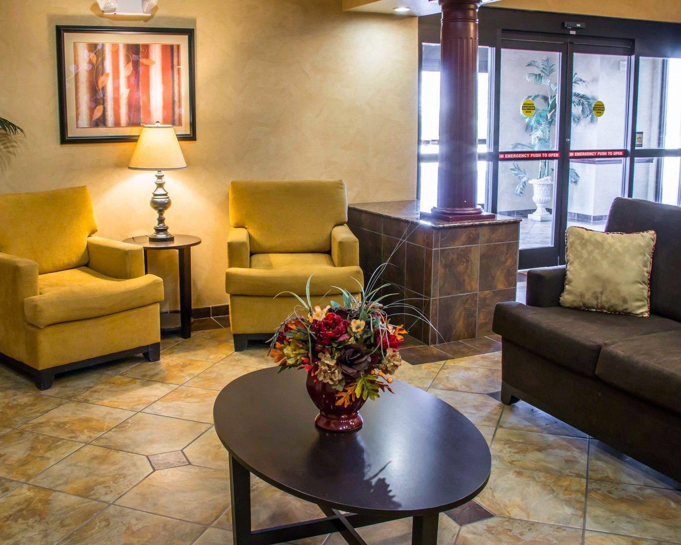 Lobby with sitting area
