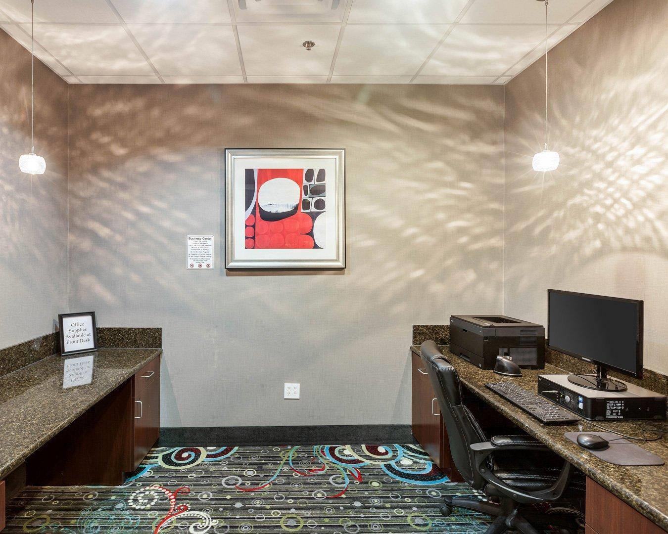 Business center | Comfort Suites Greenville