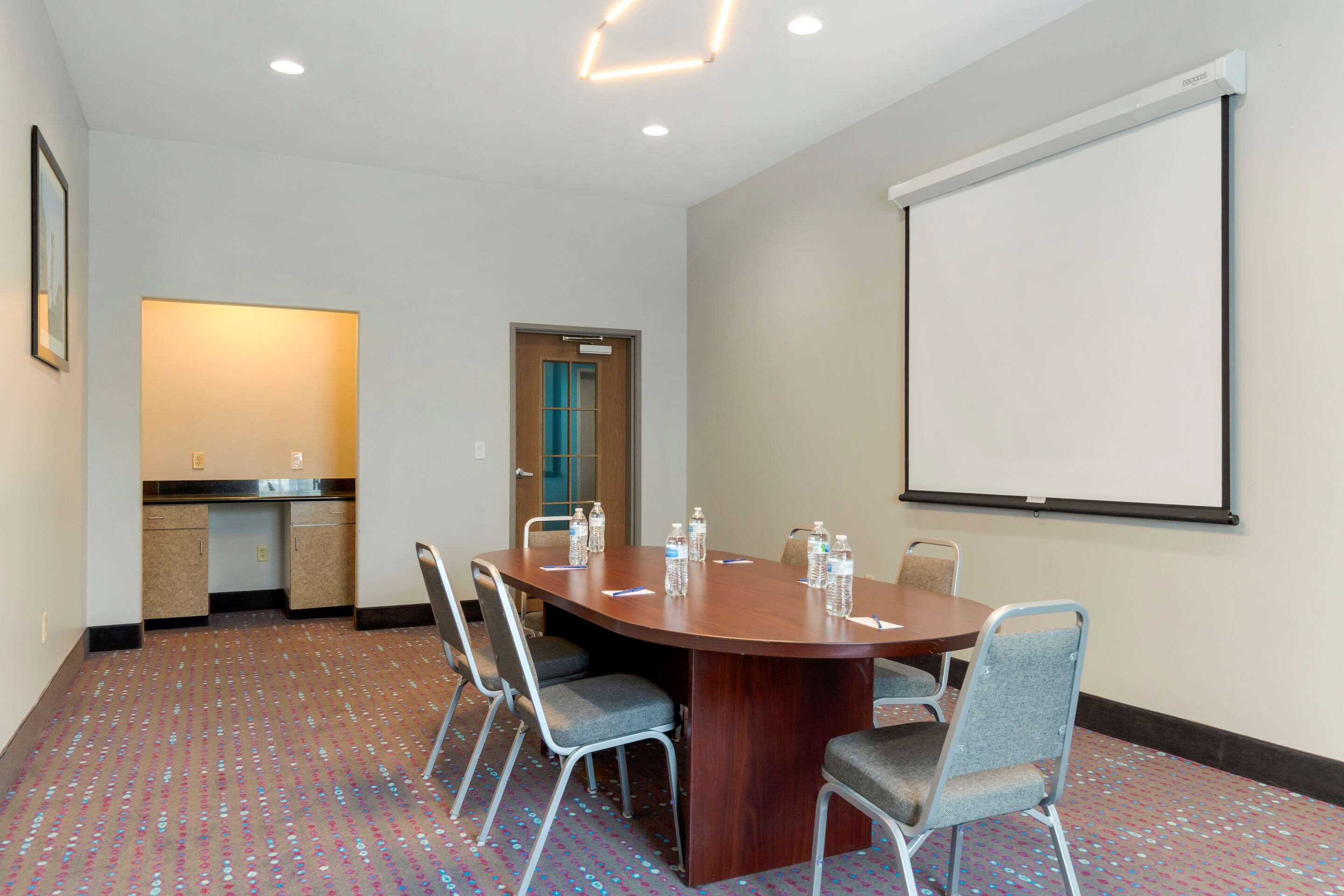 Meeting room | Comfort Inn & Suites Selma near Randolph AFB