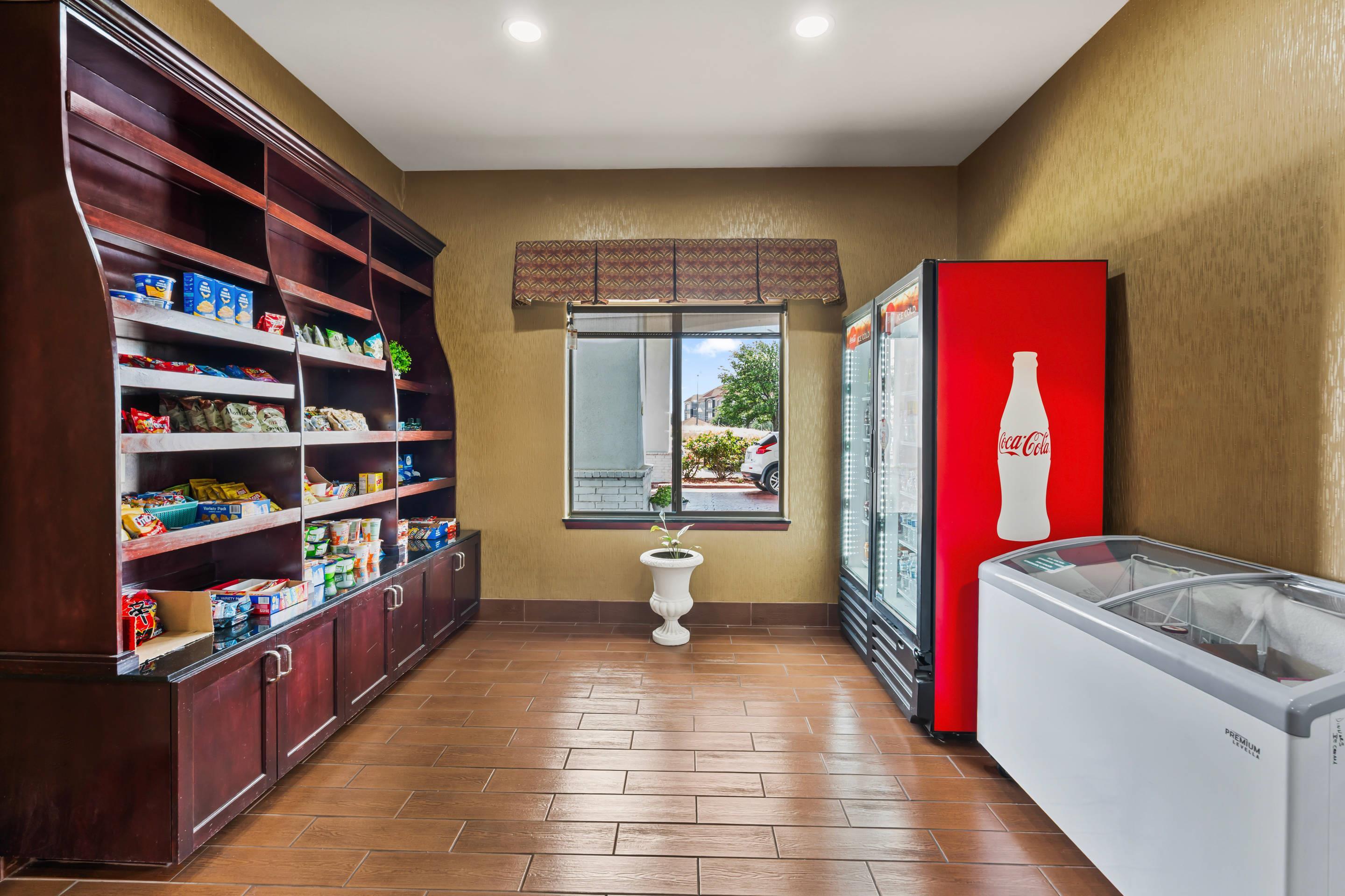 Hotel marketplace | Comfort Suites Lake Worth