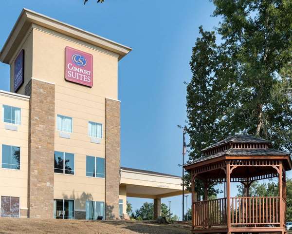 Exterior view - Comfort Suites Palestine