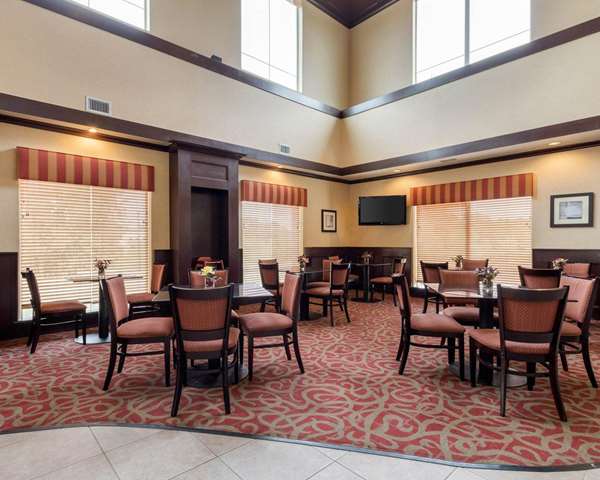 Amenities - Comfort Suites Palestine