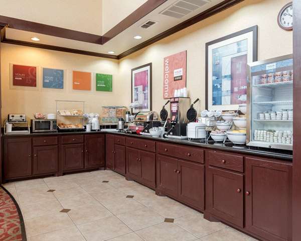 Amenities - Comfort Suites Palestine