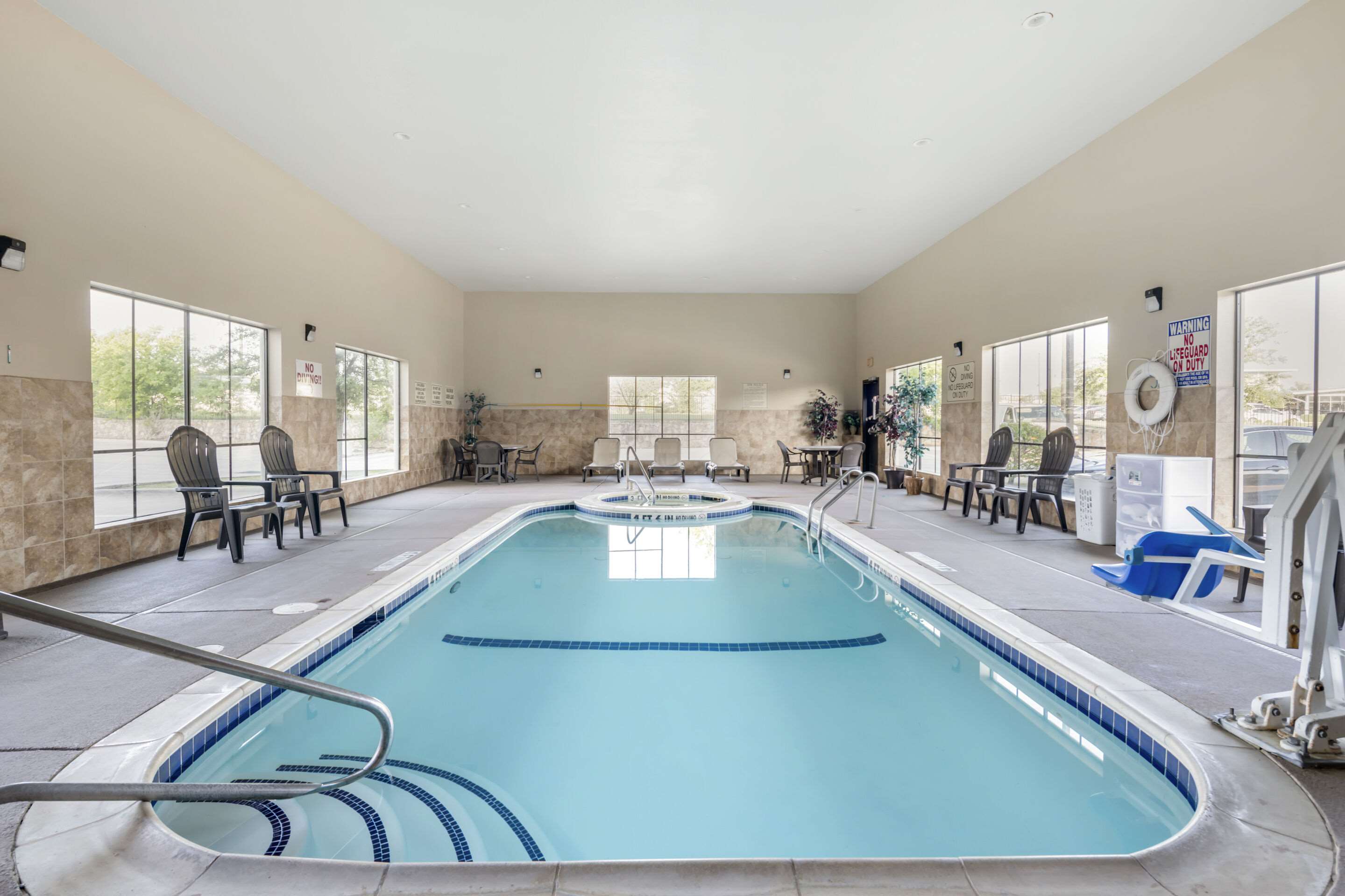 Indoor pool | Comfort Inn & Suites