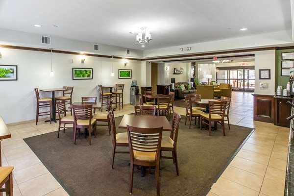 Amenities - Sleep Inn & Suites Bush Airport Humble - I-69, Exit 147
