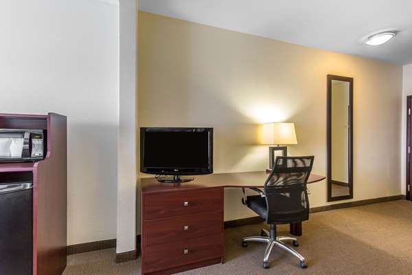 Suite - Sleep Inn & Suites Bush Airport Humble - I-69, Exit 147