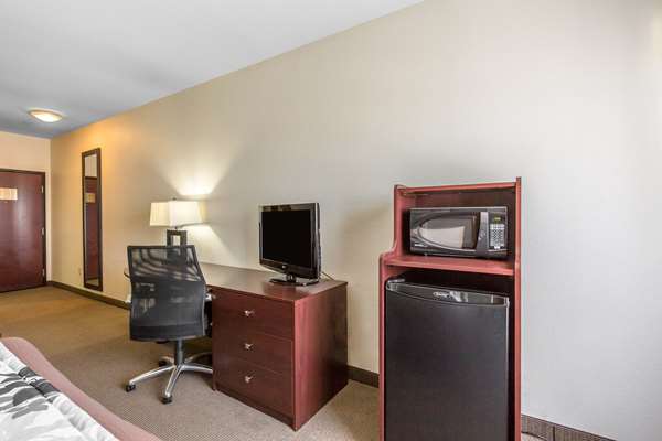  - Sleep Inn & Suites Bush Airport Humble - I-69, Exit 147