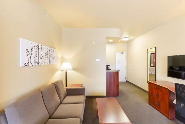 Suite - Sleep Inn & Suites Midland