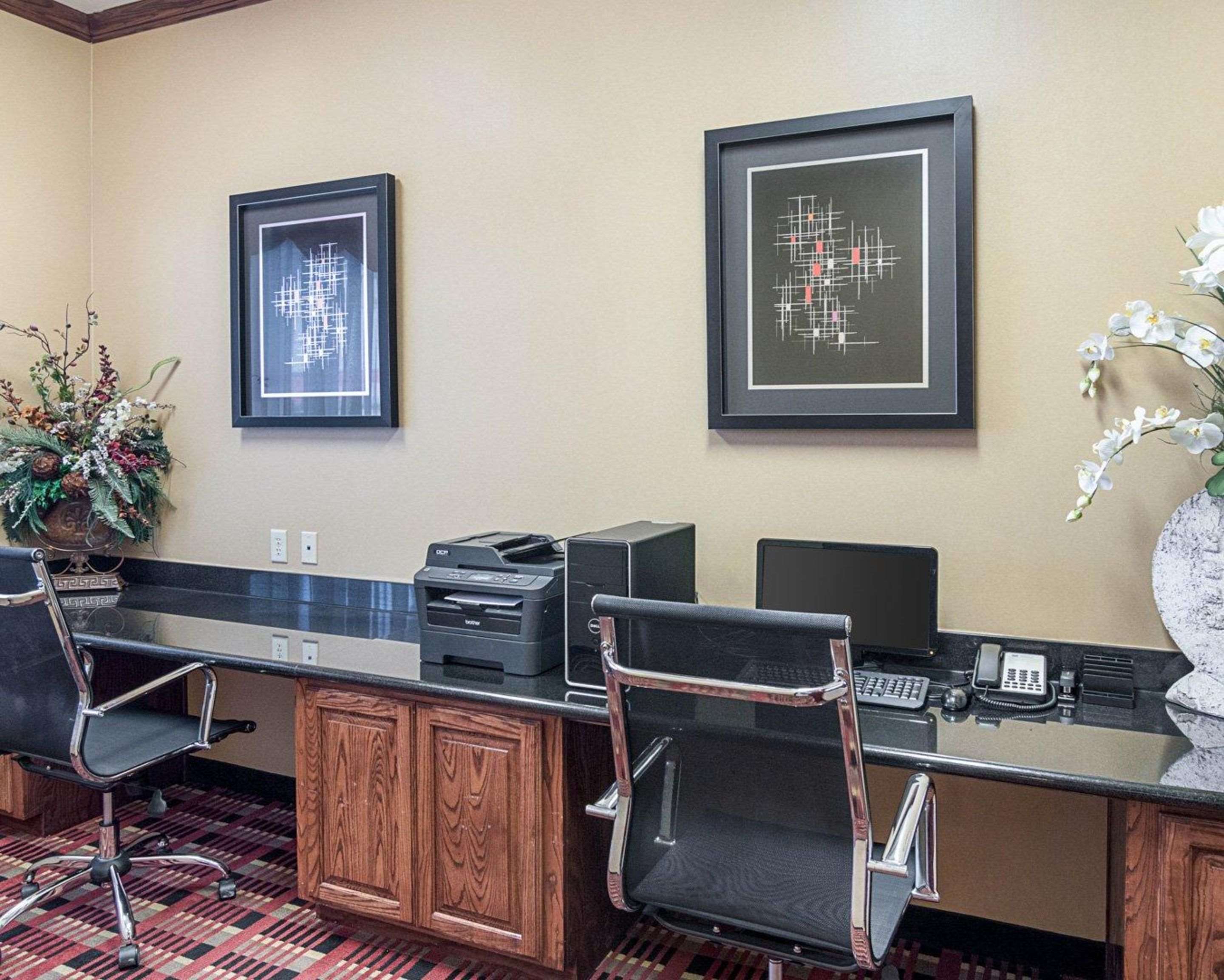 Business center with free wireless Internet access | Comfort Inn & Suites