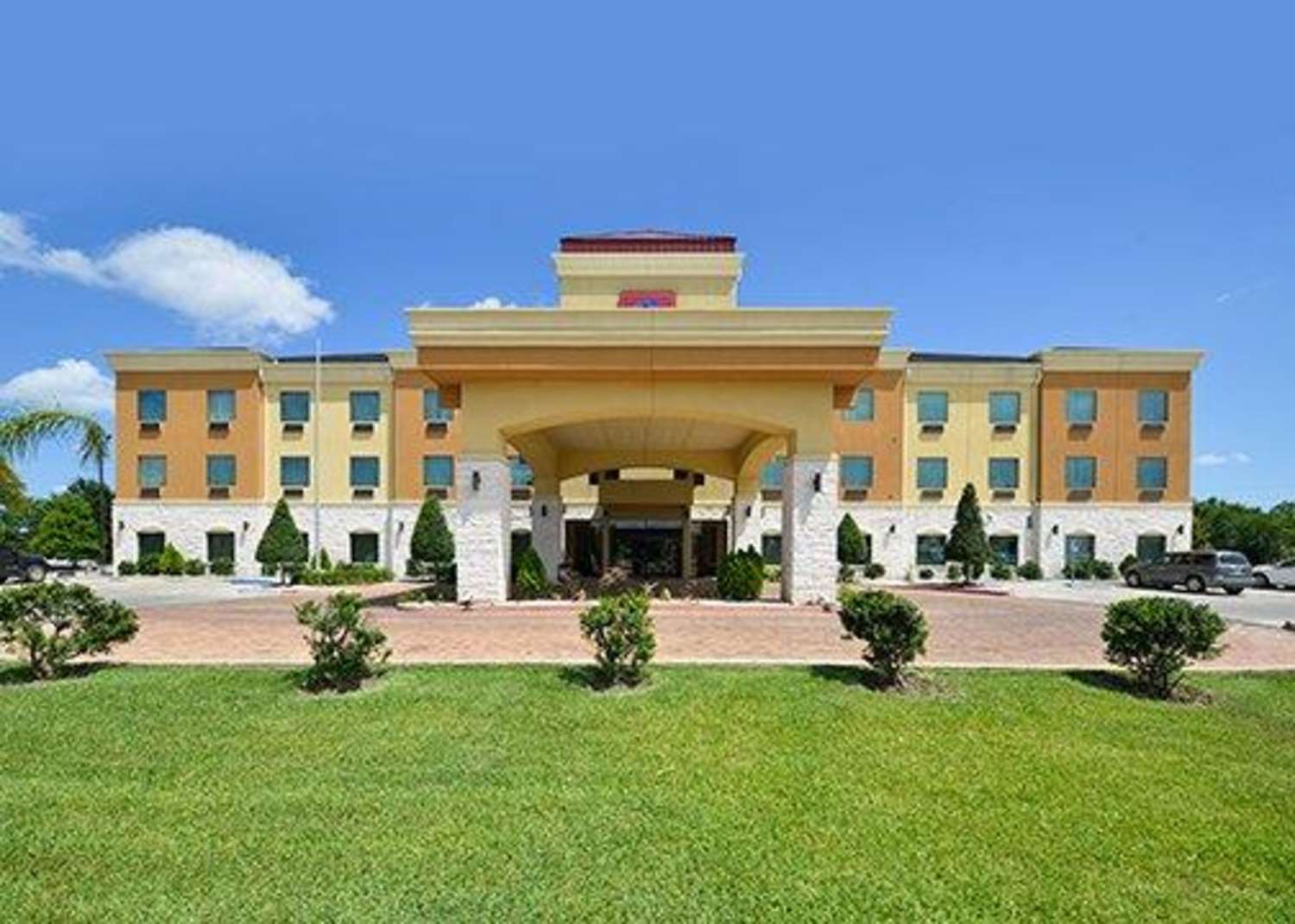 Comfort Suites Bay City, TX See Discounts