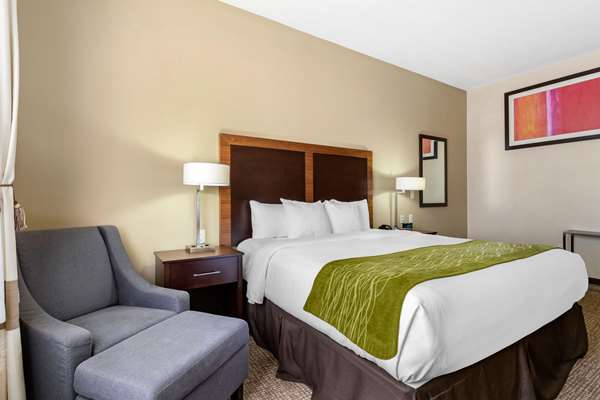  - Comfort Inn & Suites Eagle Pass