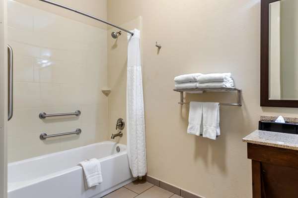  - Comfort Inn & Suites Eagle Pass