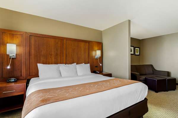  - Comfort Suites Pflugerville - I-35, Exit 248