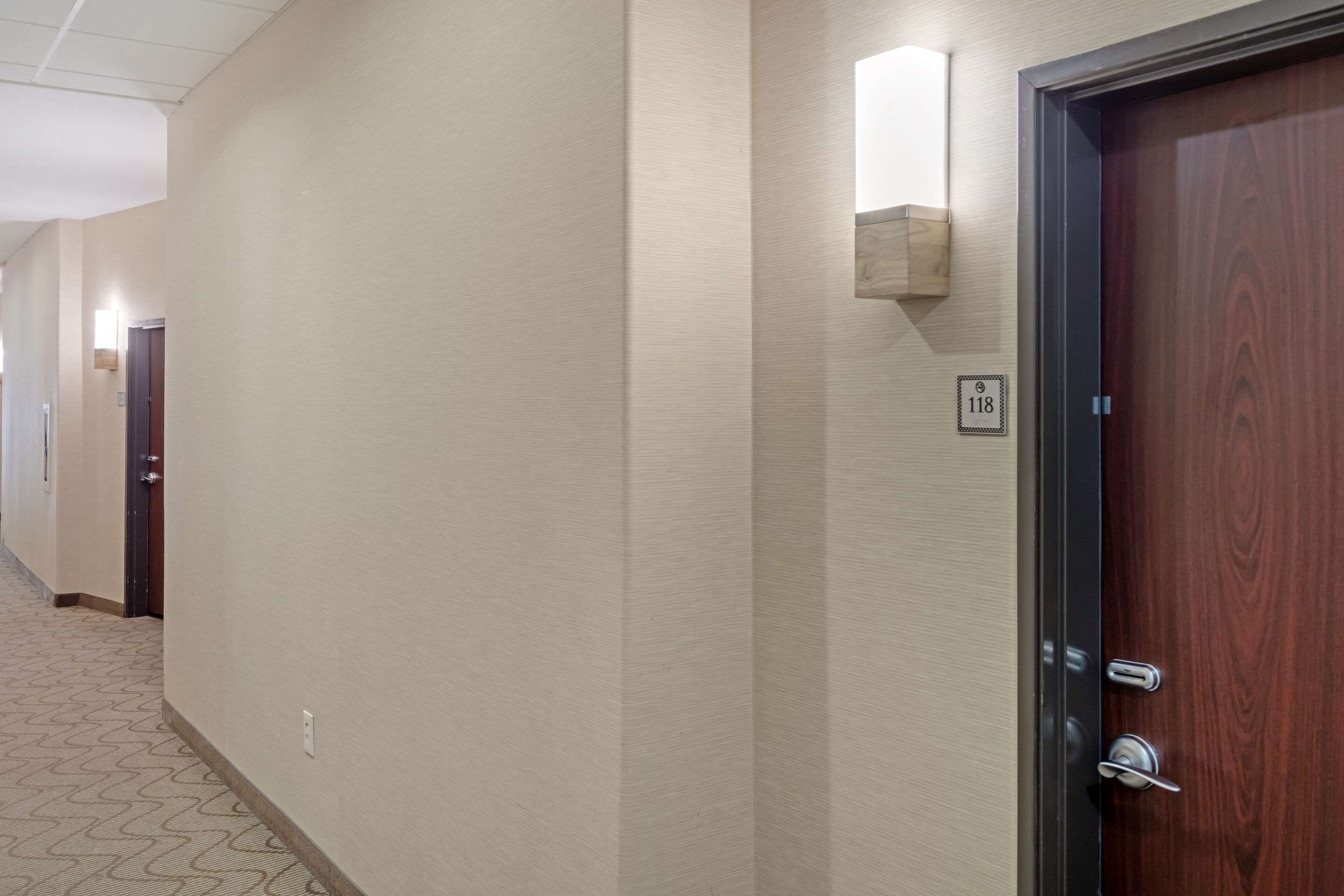 Interior corridors | Comfort Suites West Dallas - Cockrell Hill