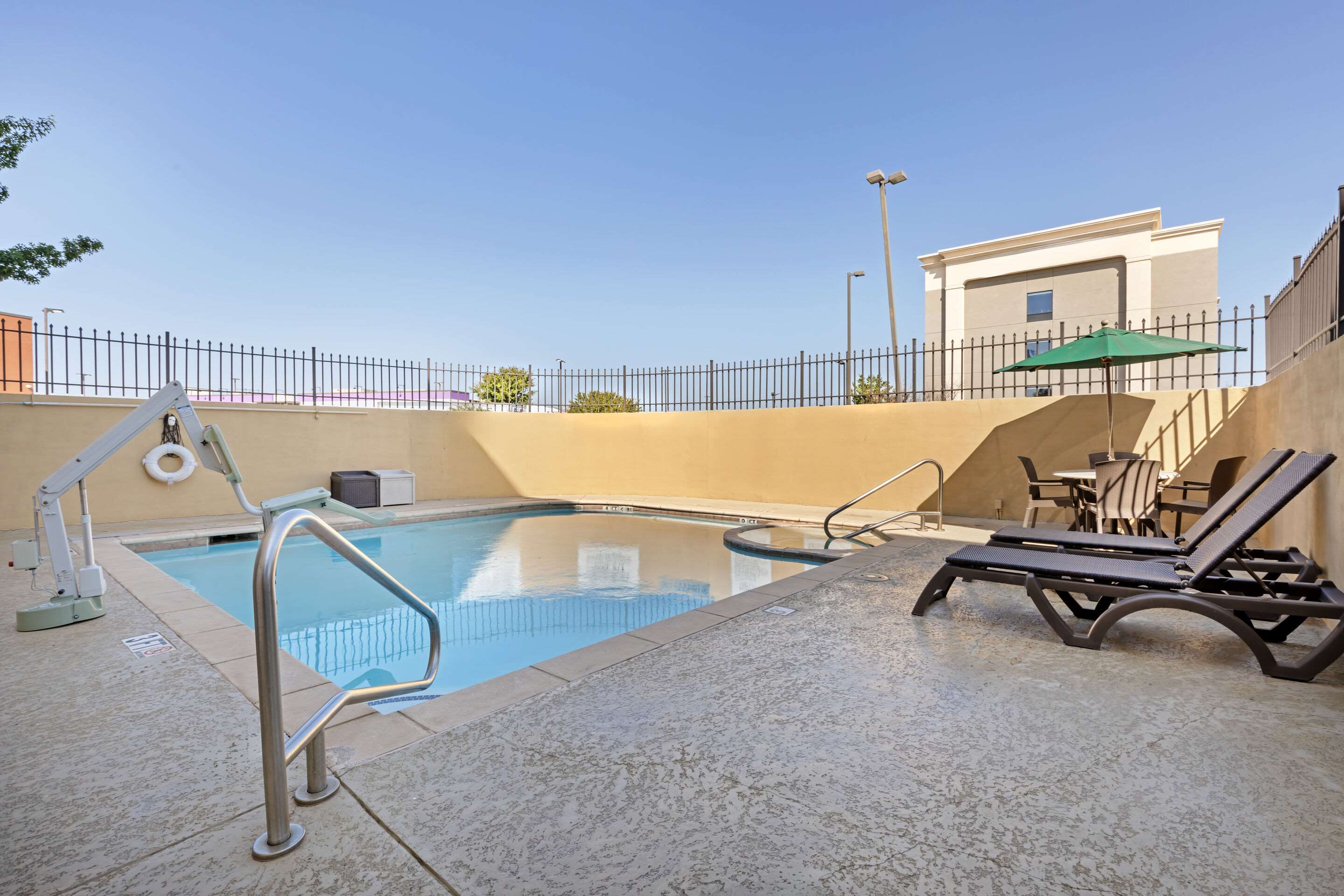 Outdoor pool | Comfort Suites West Dallas - Cockrell Hill