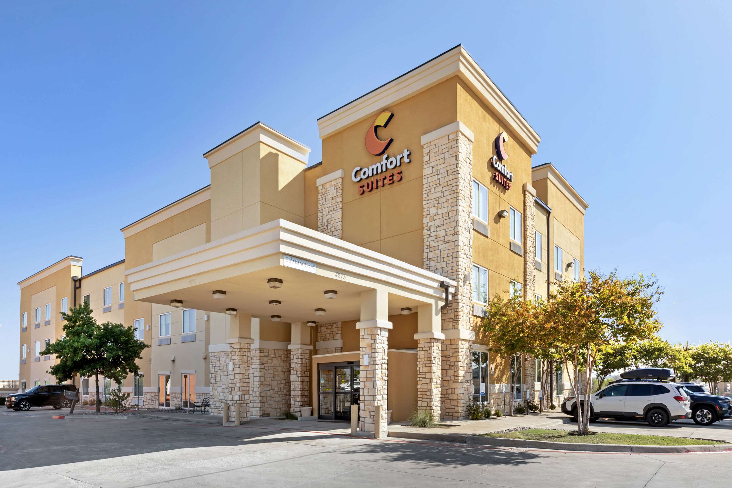 Hotel exterior | Comfort Suites West Dallas - Cockrell Hill