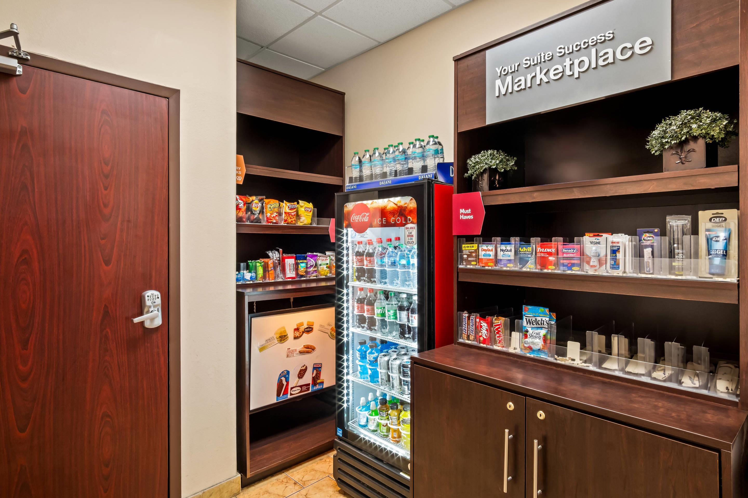 Hotel vending area | Comfort Suites Waxahachie - Dallas
