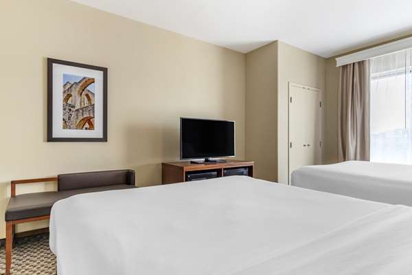  - Comfort Suites Vantage Way San Antonio - I-10, Exit 560